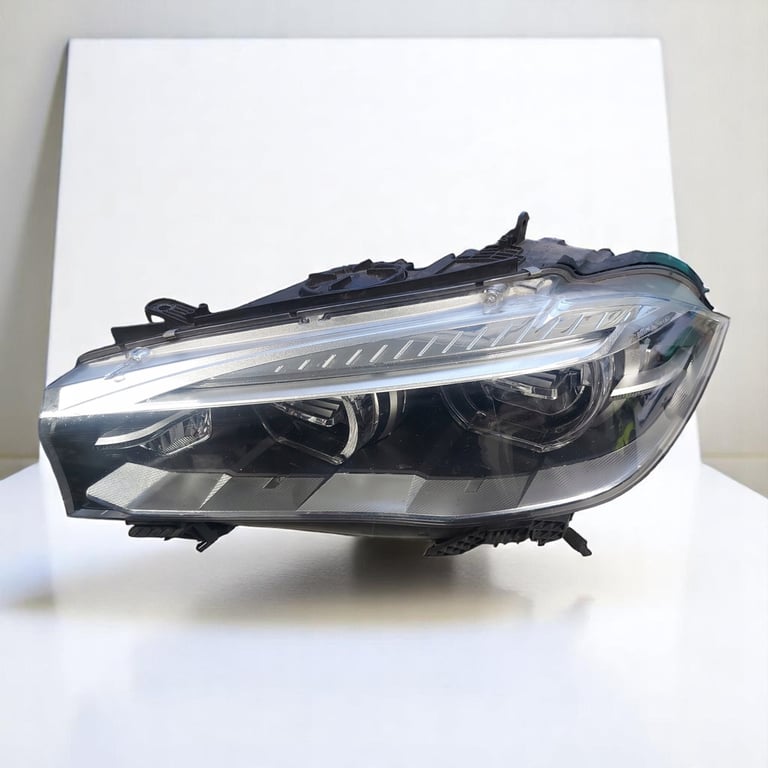 Frontscheinwerfer BMW X5 F15 X6 F16 LED Rechts Scheinwerfer Headlight SCH6110946770bm