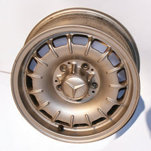 Laden Sie das Bild in den Galerie-Viewer, 1x Alufelge 14 Zoll 9.0&quot; 5x112 Mercedes-Benz W123 R107 W116 Rim Wheel