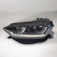Laden Sie das Bild in den Galerie-Viewer, Frontscheinwerfer VW Sportsvan 517941031B Links Scheinwerfer Headlight