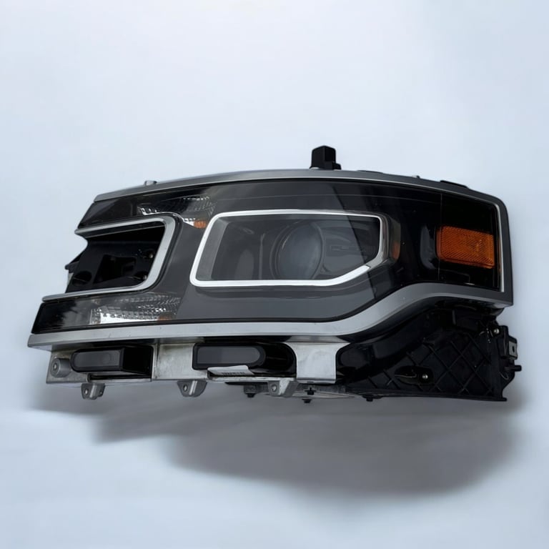 Frontscheinwerfer Ford DA83-13006-BM Links Scheinwerfer Headlight SCH3124100142zo