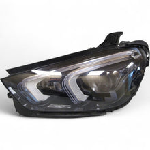 Laden Sie das Bild in den Galerie-Viewer, Frontscheinwerfer Mercedes-Benz Gle A1679064708 LED Rechts oder Links