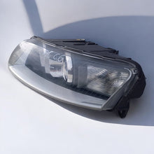 Load image into Gallery viewer, Frontscheinwerfer Audi A6 C6 Links Scheinwerfer Headlight