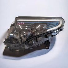 Laden Sie das Bild in den Galerie-Viewer, Frontscheinwerfer Mercedes-Benz Eqc A2939060101 LED Links Scheinwerfer Headlight