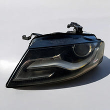 Load image into Gallery viewer, Frontscheinwerfer Audi A4 B8 8K0941003P Xenon Links Scheinwerfer Headlight