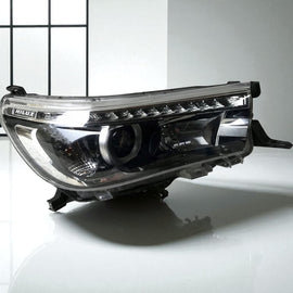 Frontscheinwerfer Toyota Hilux Rechts Scheinwerfer Headlight SCH9083615495az