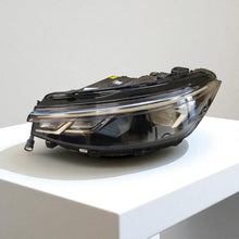 Laden Sie das Bild in den Galerie-Viewer, Frontscheinwerfer VW Passat 3J1941005 LED Links Scheinwerfer Headlight SCH7663991529wk