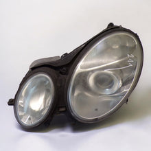 Laden Sie das Bild in den Galerie-Viewer, Frontscheinwerfer Mercedes-Benz W211 Xenon Links Scheinwerfer Headlight