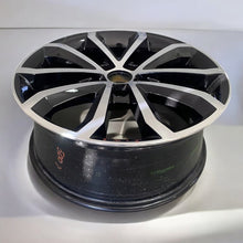 Laden Sie das Bild in den Galerie-Viewer, 1x Alufelge 17 Zoll 7.0&quot; 5x112 49ET Glanz Schwarz 5E0601025AE Skoda Octavia Iii
