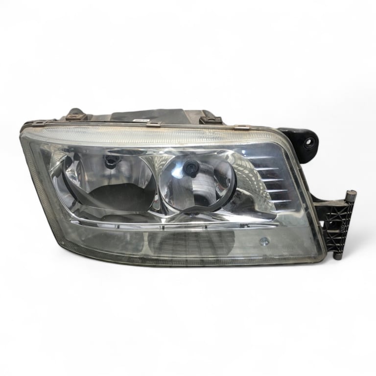 Frontscheinwerfer Man LORK-729-525228 81251016688 Ein Stück (Rechts oder Links) SCH1102244677px