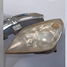 Load image into Gallery viewer, Frontscheinwerfer Opel Astra H 1EG270370-41 Links Scheinwerfer Headlight