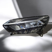 Load image into Gallery viewer, Frontscheinwerfer Dacia Sandero III 260607161R Links Scheinwerfer Headlight SCH7081839962tp