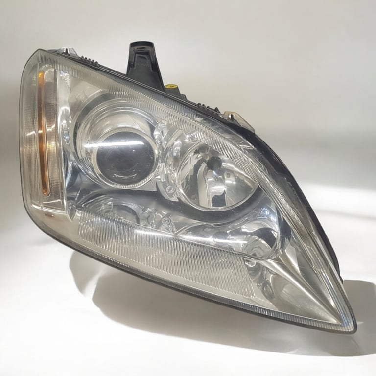 Frontscheinwerfer Ford Focus C-Max 3M51-13005-EH 5DV008290-00 Rechts Headlight