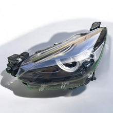 Laden Sie das Bild in den Galerie-Viewer, Frontscheinwerfer Mazda II D43N-51040 LED Links Scheinwerfer Headlight