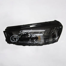 Laden Sie das Bild in den Galerie-Viewer, Frontscheinwerfer Skoda Fabia 6VB941015 LED Links Scheinwerfer Headlight