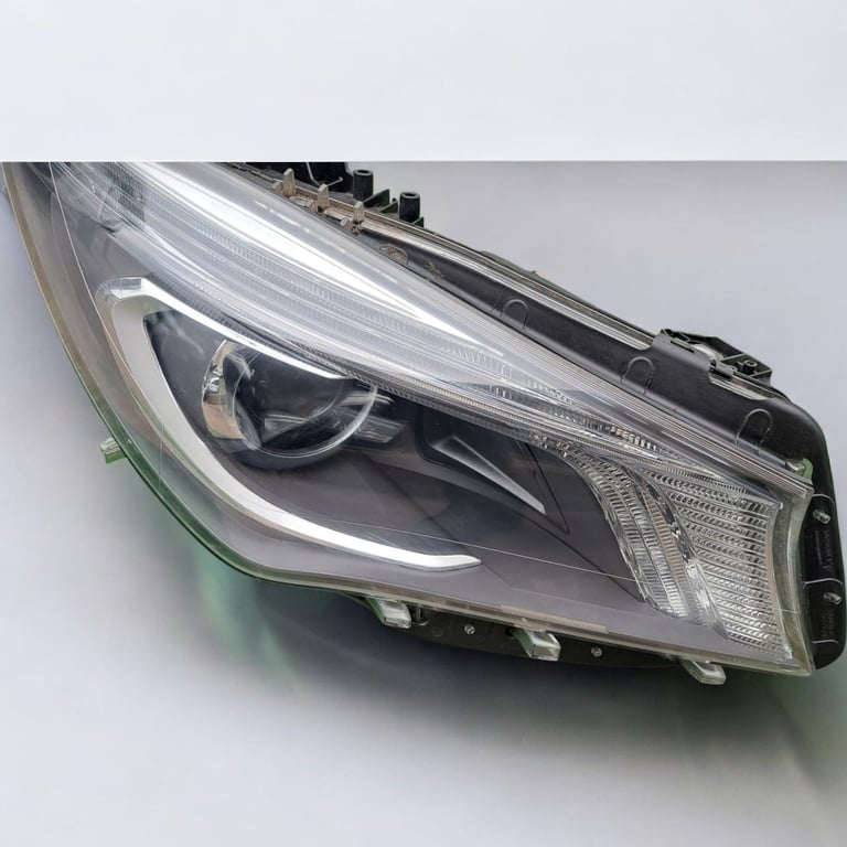 Frontscheinwerfer Mercedes-Benz Cla A1179065200 Xenon Rechts Headlight SCH5280352198yf