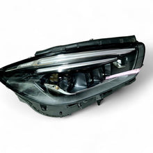 Laden Sie das Bild in den Galerie-Viewer, Frontscheinwerfer Mercedes-Benz W177 A1779062106 LED Rechts oder Links SCH1960225019pk