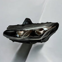 Laden Sie das Bild in den Galerie-Viewer, Frontscheinwerfer BMW Active Tourer U06 12083050000 5A422470 Links Headlight SCH6277349010qg