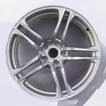 Load image into Gallery viewer, 1x Alufelge 19 Zoll 10.5" 5x112 55ET Glanz Silber 420601025H Audi R8 Rim Wheel FEL2165213529rs