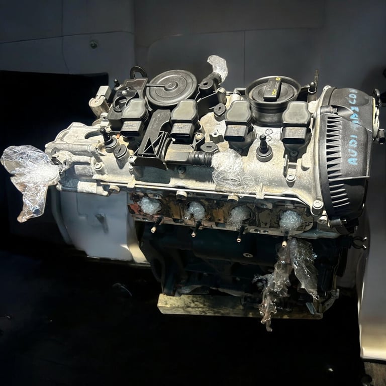 Motor Audi A4 B8 RR4 2.0 TFSI 179PS 142TKm 2011 Benzin Engine Unkomplett