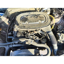 Load image into Gallery viewer, Motor Mercedes-Benz 190 W201 MERCEDES 1.8 BENZYNA KOMPLETNY Benzin Unkomplett