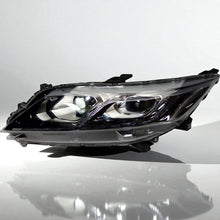 Laden Sie das Bild in den Galerie-Viewer, Frontscheinwerfer Mitsubishi Eclipse Cross 8301D183 LED Links Headlight