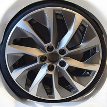 Load image into Gallery viewer, 1x Alufelge 16 Zoll 7.0" 5x100 6V0601025 Skoda Fabia Iii Rim Wheel FEL2378762015my