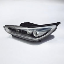 Laden Sie das Bild in den Galerie-Viewer, Frontscheinwerfer Hyundai I30 III 92101-G4100 LED Links Scheinwerfer Headlight