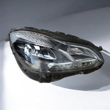 Laden Sie das Bild in den Galerie-Viewer, Frontscheinwerfer Mercedes-Benz W212 A2128205039 LED Rechts Headlight SCH8168204243rp