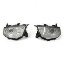 Laden Sie das Bild in den Galerie-Viewer, Frontscheinwerfer Mitsubishi L200 Ein Satz Scheinwerfer Headlight