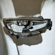 Load image into Gallery viewer, Frontscheinwerfer Mazda Cx5 KD3151030 Rechts Scheinwerfer Headlight SCH1472951493mq