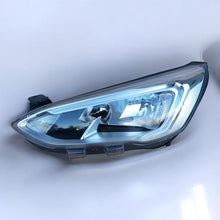 Laden Sie das Bild in den Galerie-Viewer, Frontscheinwerfer Ford Focus JX7B-13W030AE LED Links Scheinwerfer Headlight