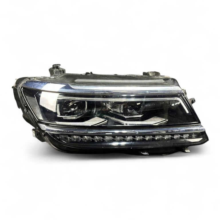 Frontscheinwerfer VW Tiguan 5NN941082C Rechts Scheinwerfer Headlight SCH8977059322ru