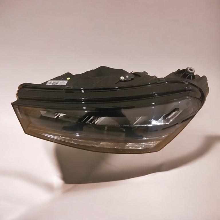 Frontscheinwerfer Skoda Fabia 6VB941015 6VB941016 LED Links Headlight