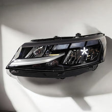 Laden Sie das Bild in den Galerie-Viewer, Frontscheinwerfer VW Transporter Caravelle 7T1941035AC 12033050000 Links