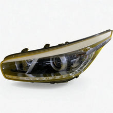 Laden Sie das Bild in den Galerie-Viewer, Frontscheinwerfer Kia Ceed 92101-A2390 Xenon Links Scheinwerfer Headlight