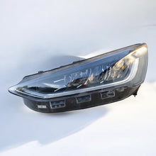 Laden Sie das Bild in den Galerie-Viewer, Frontscheinwerfer Ford Focus NX7B-13E015-CD Links Scheinwerfer Headlight