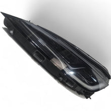 Laden Sie das Bild in den Galerie-Viewer, Frontscheinwerfer Tesla Model 3 1760888-00-E1760888-00-E LED Rechts oder Links