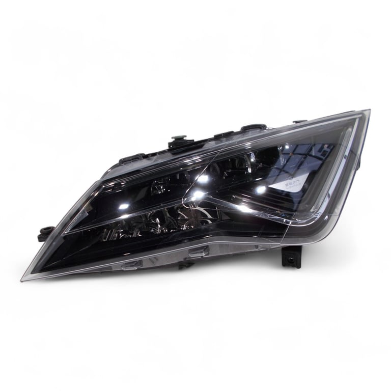 Frontscheinwerfer Seat Leon 5F1941007K 5F1941008G LED Rechts oder Links SCH4763965127kl
