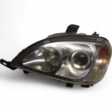 Laden Sie das Bild in den Galerie-Viewer, Frontscheinwerfer Mercedes-Benz W163 22315500 223155-00 Xenon Links Headlight SCH2073274039cm