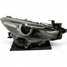 Laden Sie das Bild in den Galerie-Viewer, Frontscheinwerfer Mazda I Da 3 K2442 W3629 BSP551030 Full LED Rechts Headlight