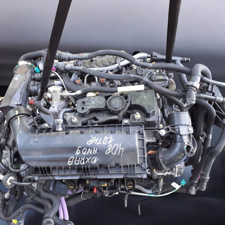 Motor Peugeot 10XRAB 1.2 THP 3TKm 2022 Benzin Engine Unkomplett