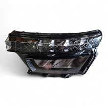 Laden Sie das Bild in den Galerie-Viewer, Frontscheinwerfer Skoda Kamiq 658941015 Ein Stück (Rechts oder Links) Headlight SCH6608488709qa