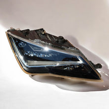 Laden Sie das Bild in den Galerie-Viewer, Frontscheinwerfer Seat Leon 5F1941008 LED Rechts Scheinwerfer Headlight