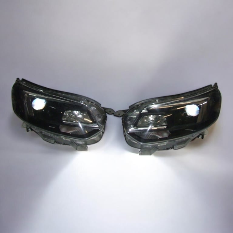 Frontscheinwerfer Opel Zafira Vivaro 983283768000 Xenon Rechts oder Links SCH7712106386mo