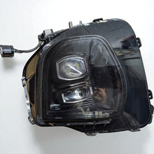 Laden Sie das Bild in den Galerie-Viewer, Frontscheinwerfer P0227069 Rechts Scheinwerfer Headlight