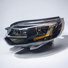 Laden Sie das Bild in den Galerie-Viewer, Frontscheinwerfer Opel Zafira A Vivaro C 9832837680 Xenon Links Headlight