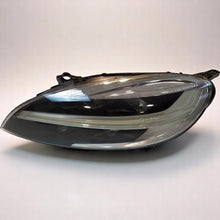 Load image into Gallery viewer, Frontscheinwerfer Volvo V40 31677018 LED Links Scheinwerfer Headlight SCH4060315181aw