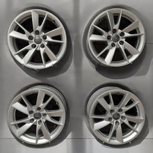 Laden Sie das Bild in den Galerie-Viewer, 4x Alufelge 16 Zoll 7.0" 5x112 35ET Glanz Silber 8W0601025 Audi C6 Rim Wheel FEL6810928099fk