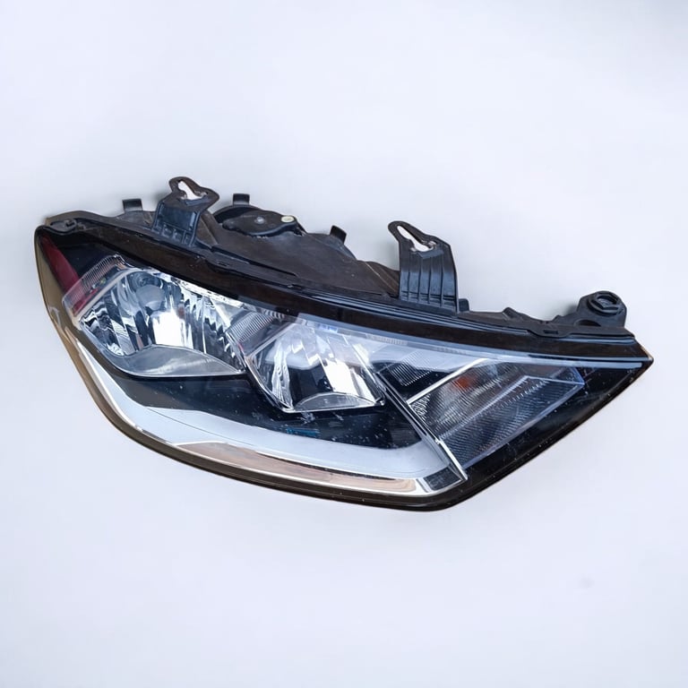 Frontscheinwerfer Audi 82A941004 Rechts Scheinwerfer Headlight