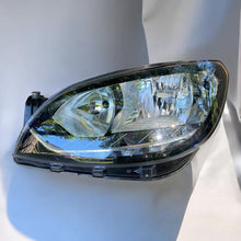 Laden Sie das Bild in den Galerie-Viewer, Frontscheinwerfer Skoda 1ST941005 Links Scheinwerfer Headlight